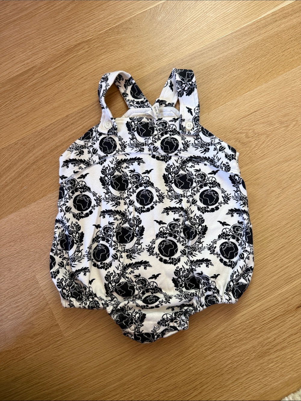 kate quinn Black & White Floral Wreath Baby Romper
